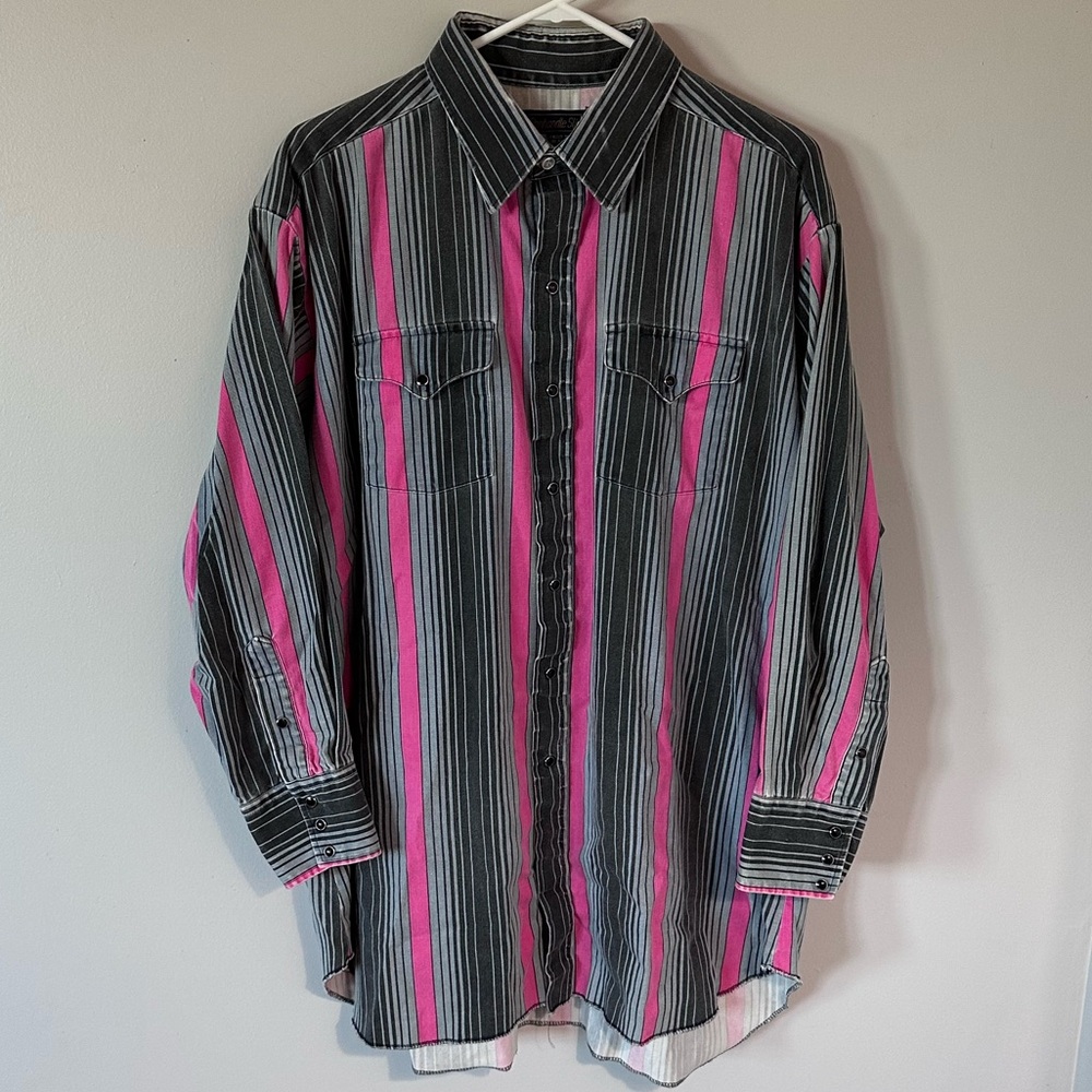 Panhandle Slim Vintage Black and Pink Striped Pearl Snap Brushpopper